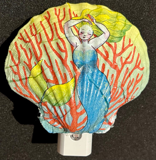 Mermaid with Comb Nightlight Pattern